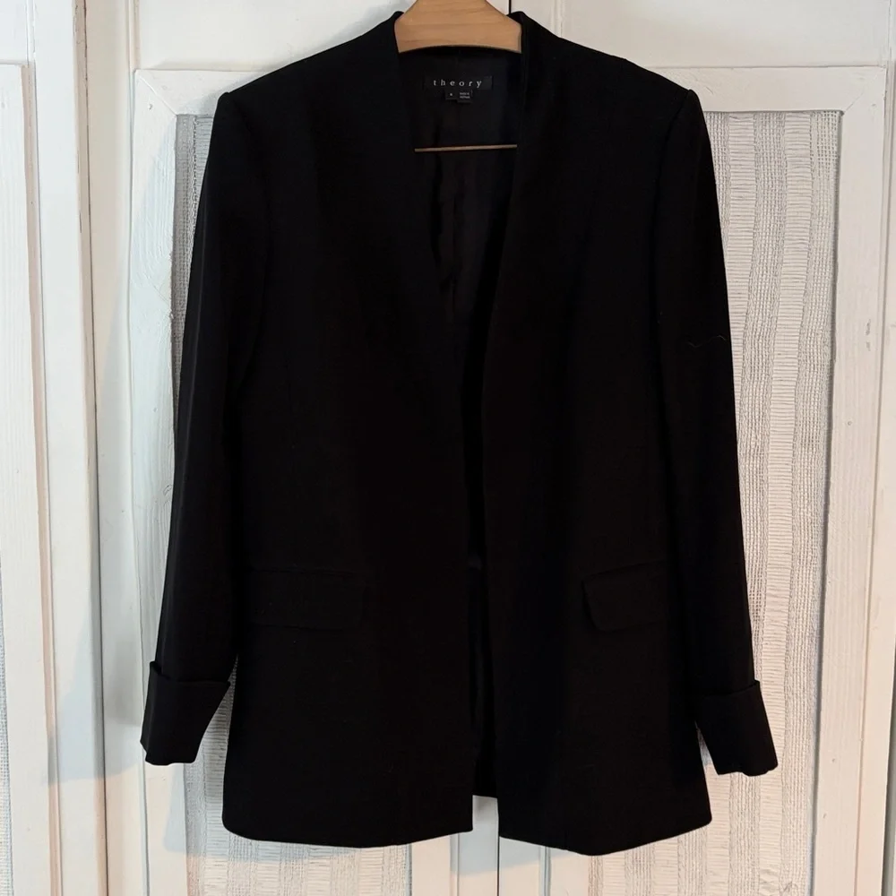 Theory collarless cuff sleeve Black Blazer size 6